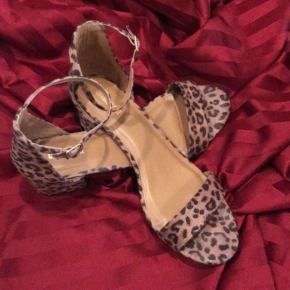 Leopard print Cushionaire Bock heels.  Size 11